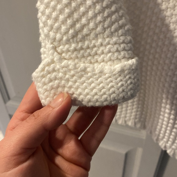 ✨Nwot Beba Bean crochet Knit Hooded Jacket 6-12 Months - Picture 6 of 7